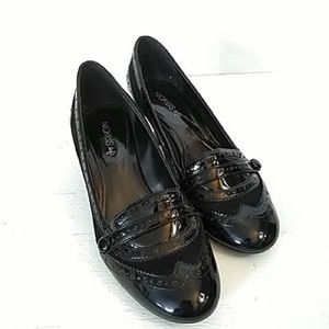 Swanky Sharp Nickels patent heels 8.5 low heels
